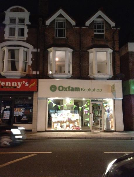 Oxfam Bookshop in Tonbridge