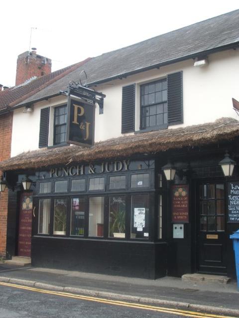 Punch and Judy Pub in Tonbridge